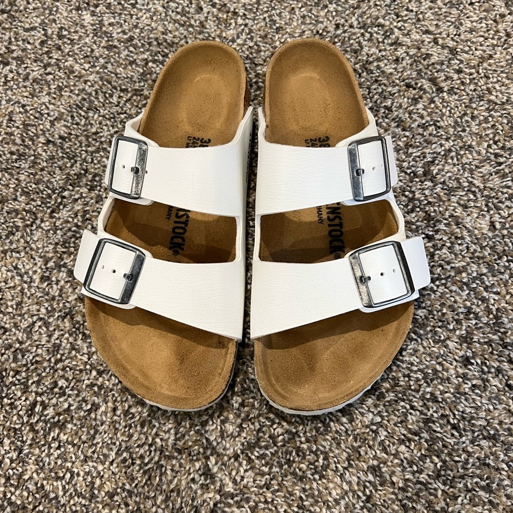 Birkenstock sandal. 2 strap. Womens size 8. White color.